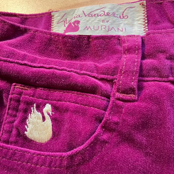 Gloria Vanderbilt Vintage Magenta Velvet Pants Size 12 - Picture 2 of 7